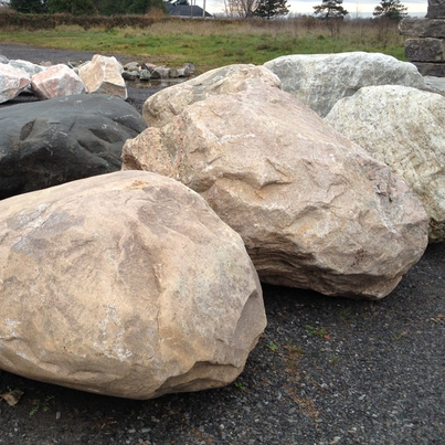 Decorative Boulders / Feature Rocks Decorative Boulders / Feature Rocks