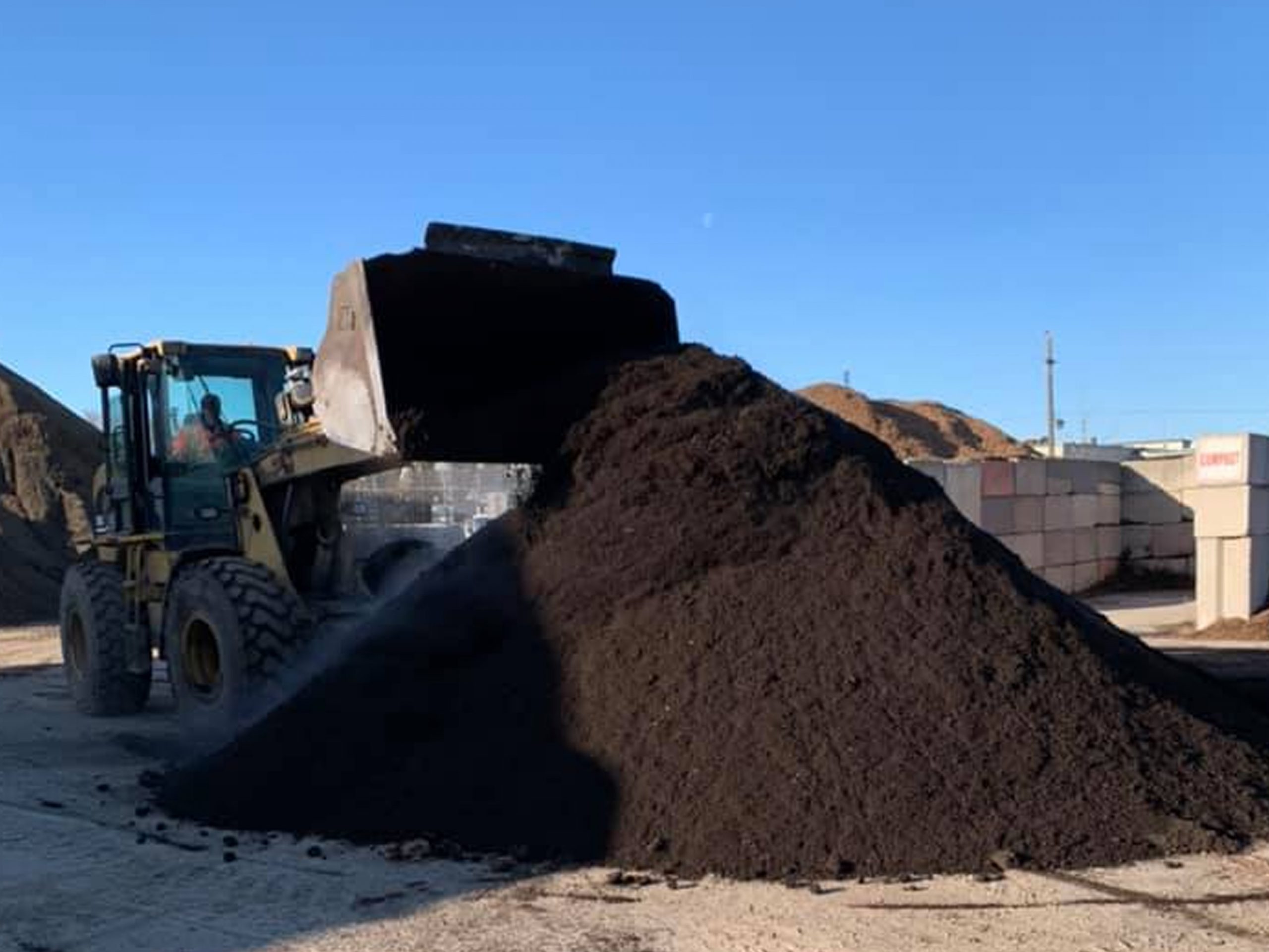 Soil Material Soil for lawn and garden